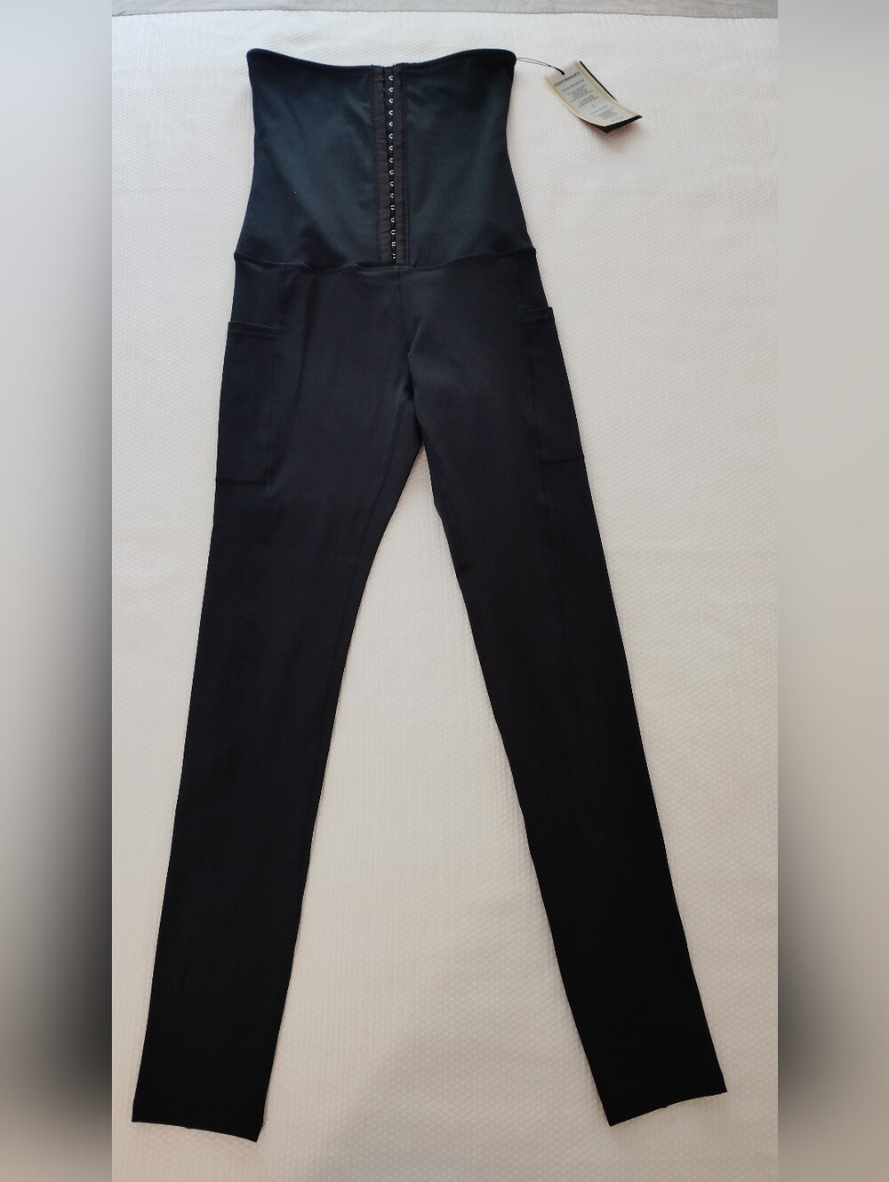 Stunning black activewear shaping leggings from Errday Performance Wear Size S.